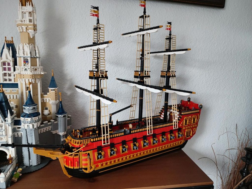 Statek z LEGO kompatybilnych klocków
