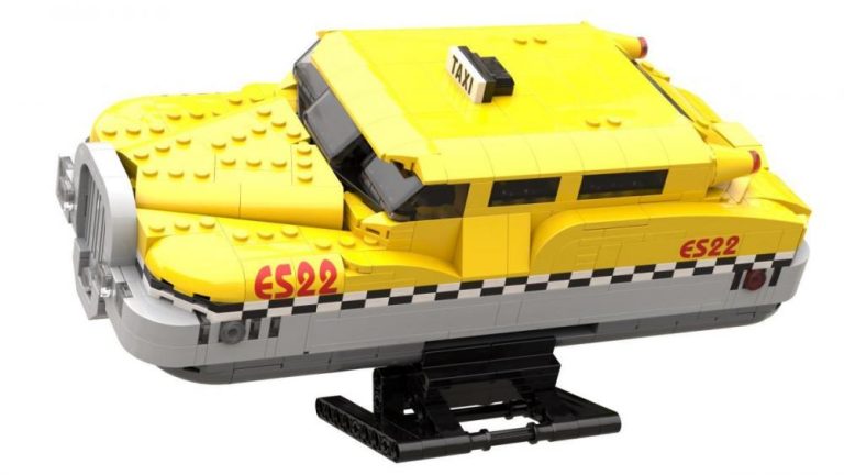 Latająca taksówka Piąty Element z klocków kompatybilnych z LEGO