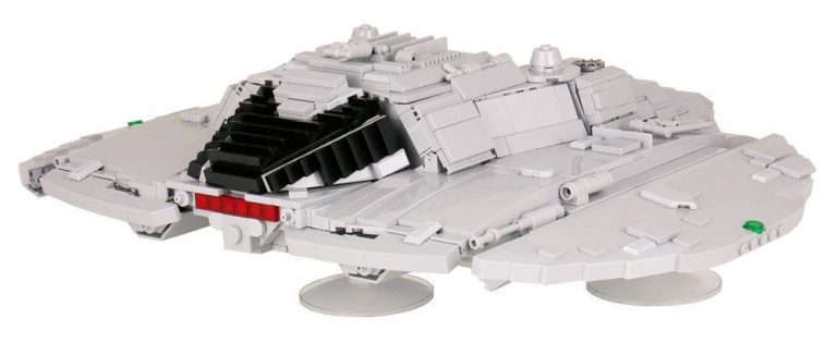 BlueBrixx statek w stylu Cylon Raider Battlestar Galactica