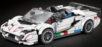 Biały model SVJ z klocków Reobrix 687 – kompatybilne z LEGO